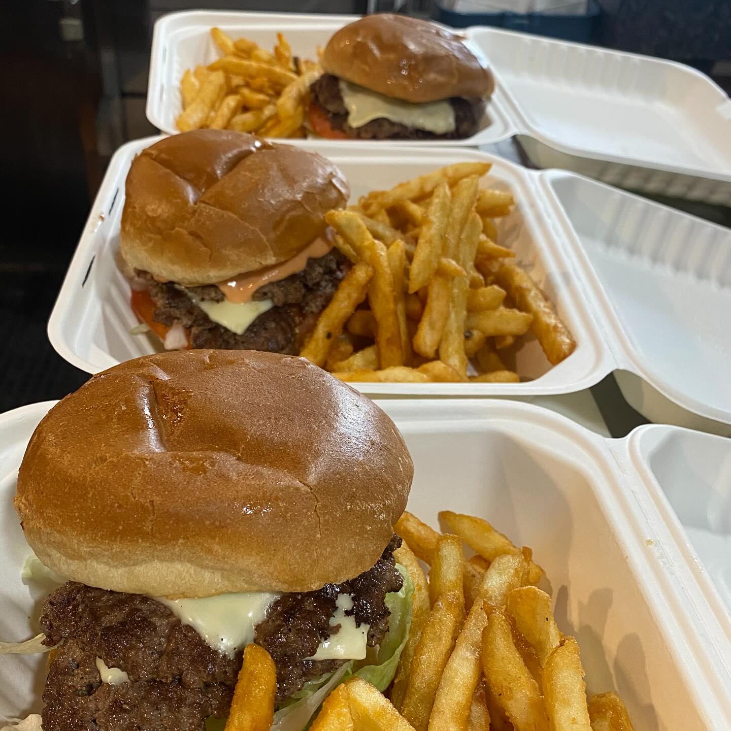 Classic cheeseburger with fries